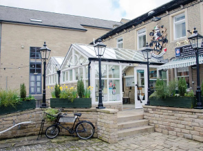 Huddersfield Central Lodge