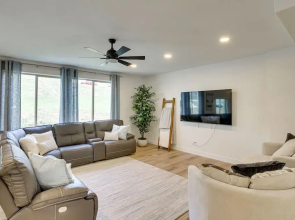 Garden City Vacation Rental: Walk to Bear Lake