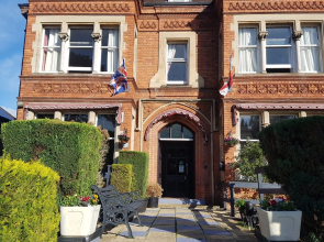 The Lismore Hotel