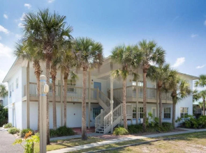 Coconut Palms Beach Resort