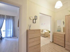 Live As A Greek in Iokasti apartment