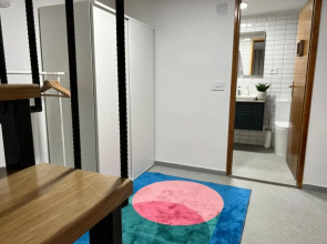 SeaYou!***Charming 1-bedroom rental unit in the old city center of Cres