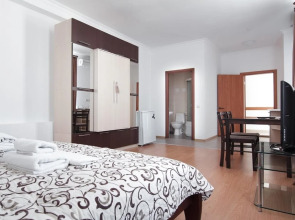 Отель «Дерибас»