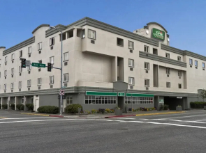 GuestHouse Inn and Suites Anchorage