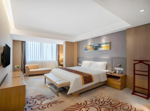 Guangzhou Pearl River International Hotel （Yijing Lu Metro Station）