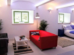 The Old Whisky Bond Studio Apartment