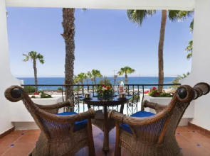 Sunsuites Carolina	