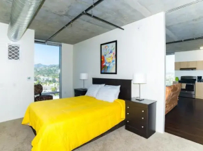 Hollywood DiCaprio Apartment