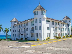 Malibu ocean View Studio