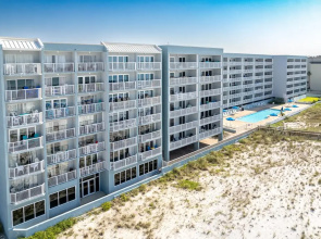 Islander Beach Resort 403 Condo