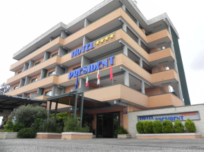 Hotel President
