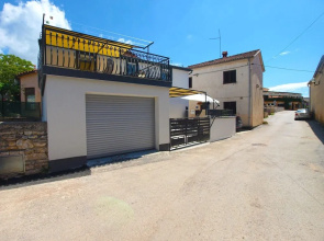 House 1559
