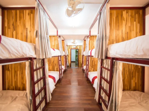 Lao Lao Cafe and Hostel