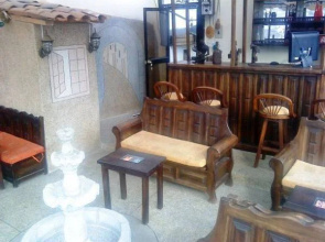 Hostal La Casa Toleña - Hostel