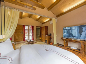 Being Attracted Guest Inn