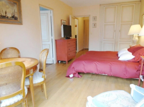 Apartment With one Bedroom in Paris, With Furnished Garden and Wifi