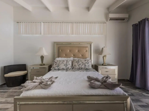 NEW Modern Stylish 6BR 6BA Villa Near Palmbeach