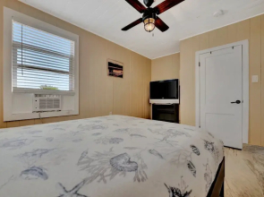 Stones Throw Beachfront Luxury Suites