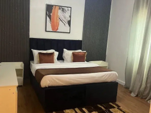 Florence Hotel And Suites
