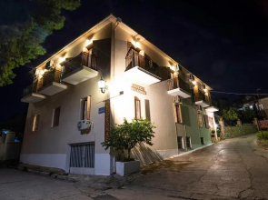 Koukonas Hotel