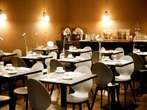 New Hotel Charlemagne