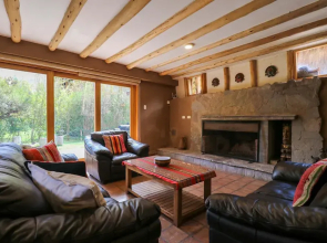 w Prestigious 3BR House in Villa Sagrado