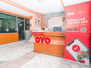 OYO 534 Phasuk Hotel