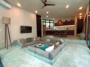 Pvt. Soona Villa /Pvt. Pool /100mbs/AC/Concierge