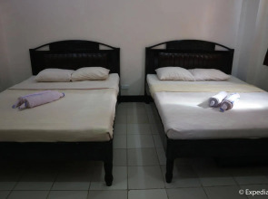 Boracay Travelodge Beach Resort