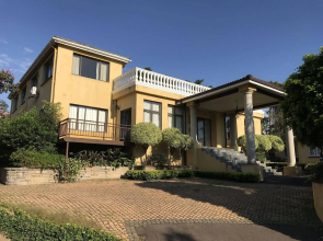 Edens Guest House