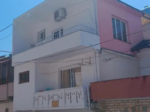 House Of Linda 93