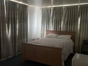 Economy Inn