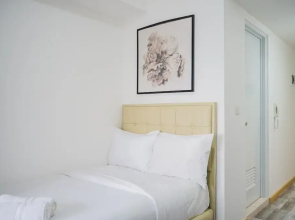 Strategic Studio Apartment with Extra Bed at M-Town Residence