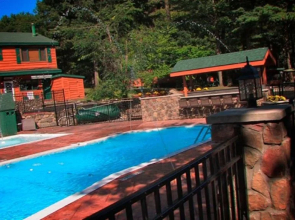 Adirondack Diamond Point Lodge