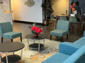 Grand Hotel Orlando at Universal Blvd - Shuttle to Theme Parks