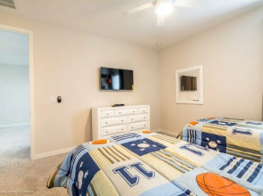 1719cvt Orlando Newest Resort Community 5 Bedroom Villa by RedAwning