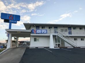 Americas Best Value Inn/motel 6 Barstow