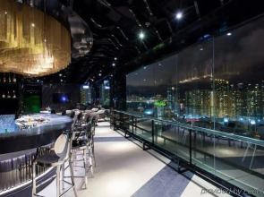 Weave Studios - Kowloon West