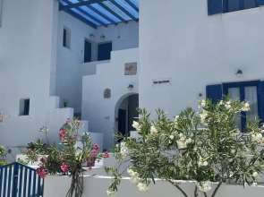 Eleni Apartments