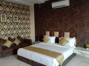 Hotel Padmavati Fort View