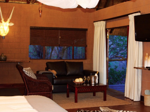 Zwahili Game Lodge & Spa