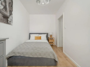 Apartment by Park in Wroclaw by Renters