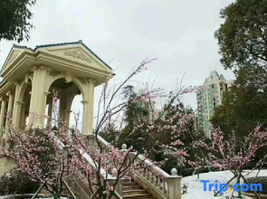 Qidong Risheng Donghai Holiday Apartment