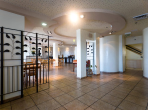 De La Mer Hotel - by Zvieli Hotels