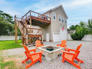 Walk to East Beach: Apt w/ Outdoor Space