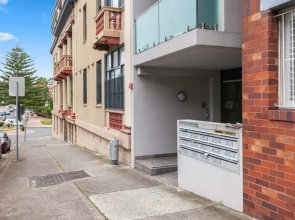 Bright Studio With Balcony Near Coogee Beach