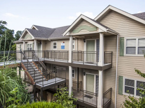 Stonebridge Village Condominiums