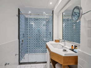 Botania Relais & Spa - The Leading Hotels of the World.