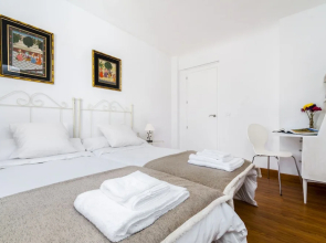 Beautiful Reformed Apartment for 3 pax Atico Velarde
