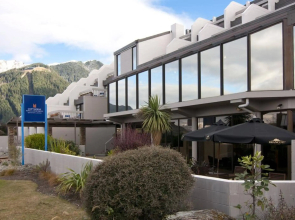 Copthorne Hotel & Apartments Queenstown Lakeview